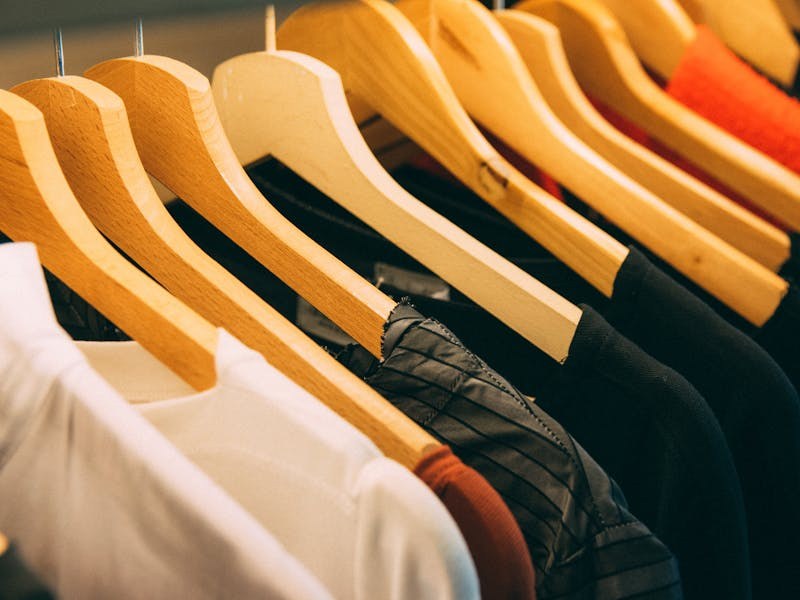 LOJAS DE ROUPAS
